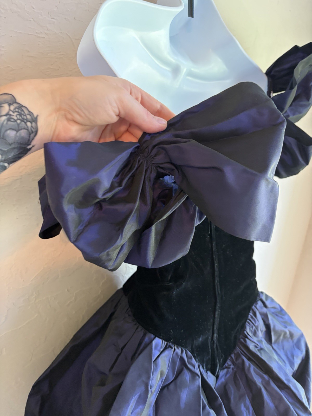 Vintage 80s Steppin Out Velvet Bubble Prom Dress 11 Basque Purple Taffeta Party