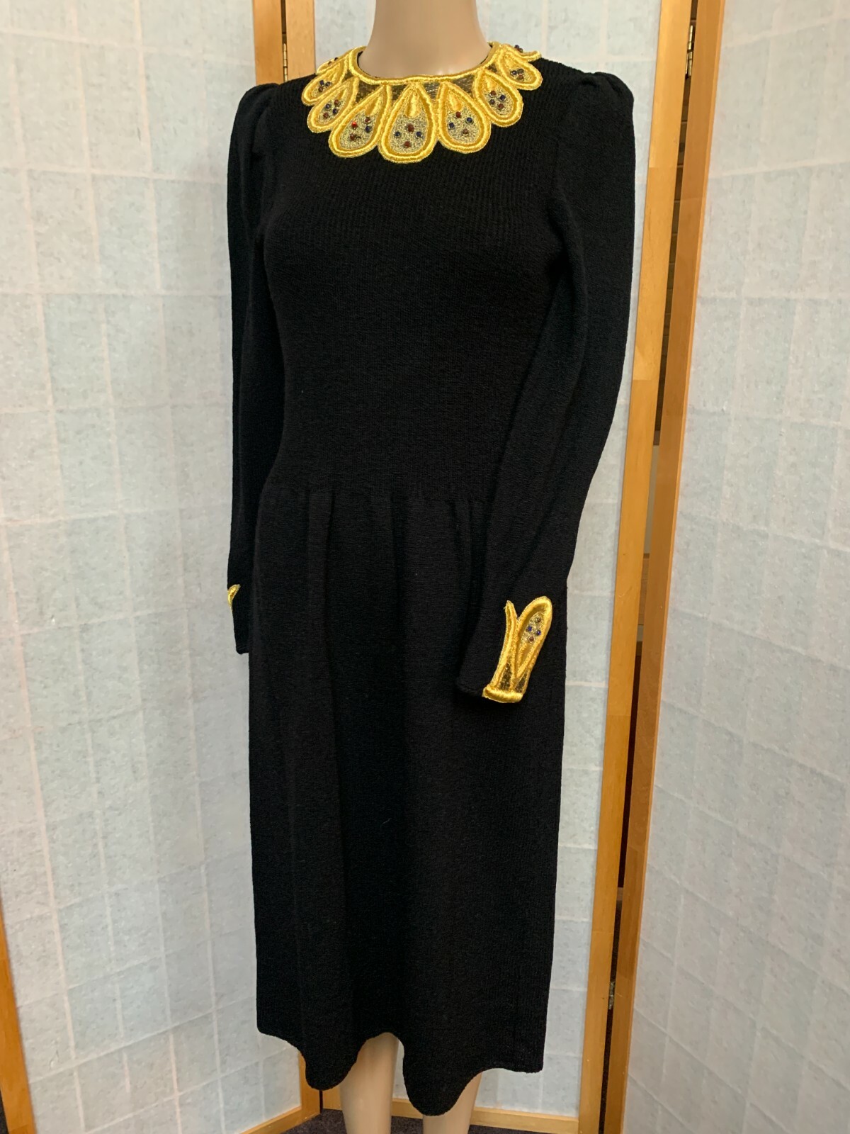 Women’s Vintage Pat Sandler for Wellmore Dress Black Knit Beaded Size 6