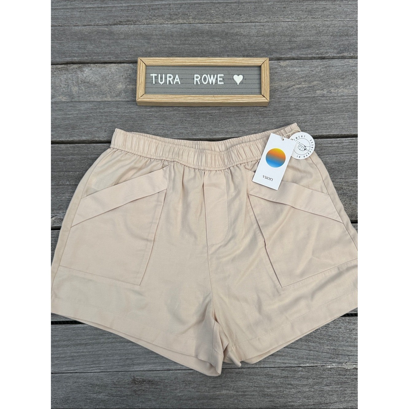 Vuori Trestles Twill Short Sand Size Medium NWT Linen Blend Pull-On Shorts