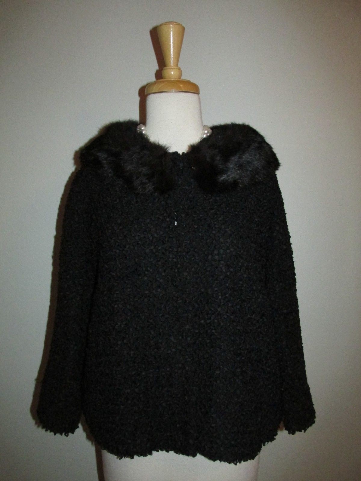 Vintage Size L Black Textured Fabric Fur Collar Jacket Three Quarter Sleeves