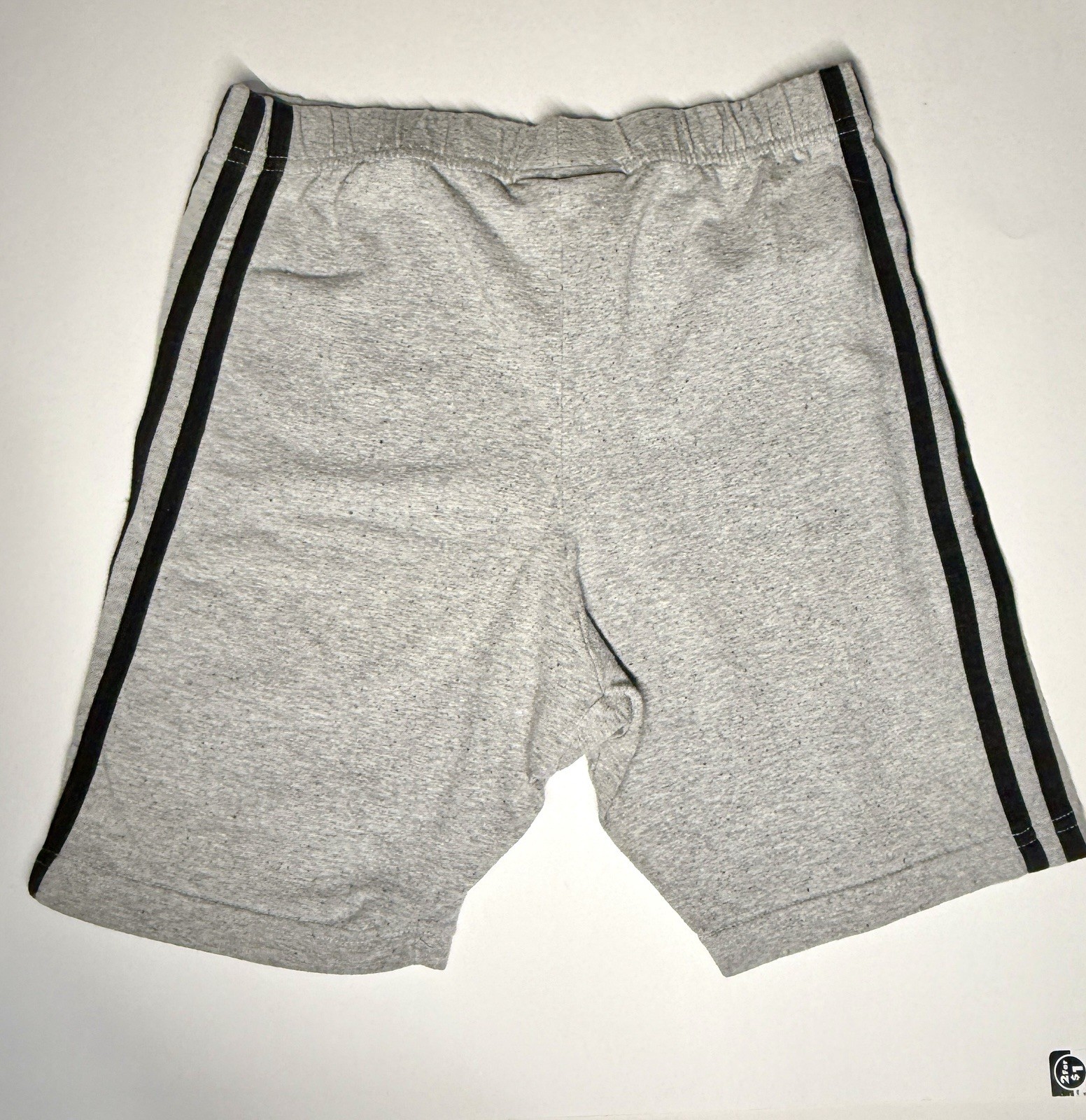 Vintage 90s adidas Originals Women’s Bicycle Shorts Gray 3-Stripe Trefoil M