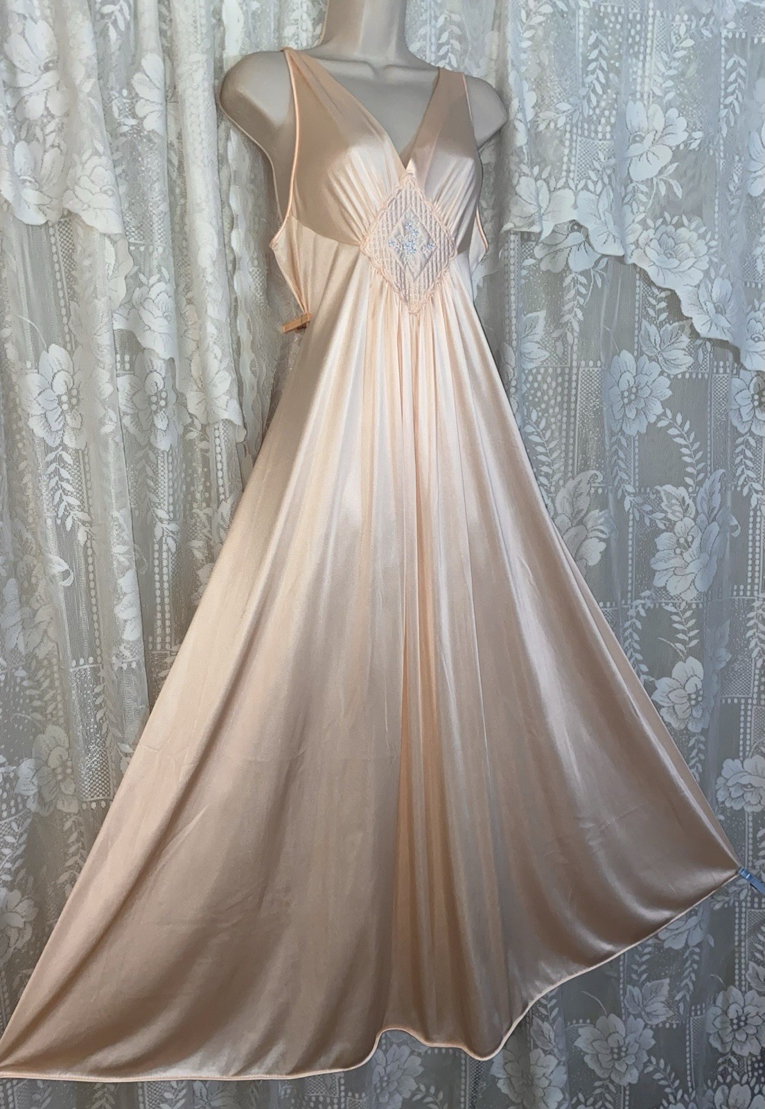 VTG M L Sweet PEACH VANITY FAIR Nylon Peignoir Robe Nightgown Negligee Gown Set