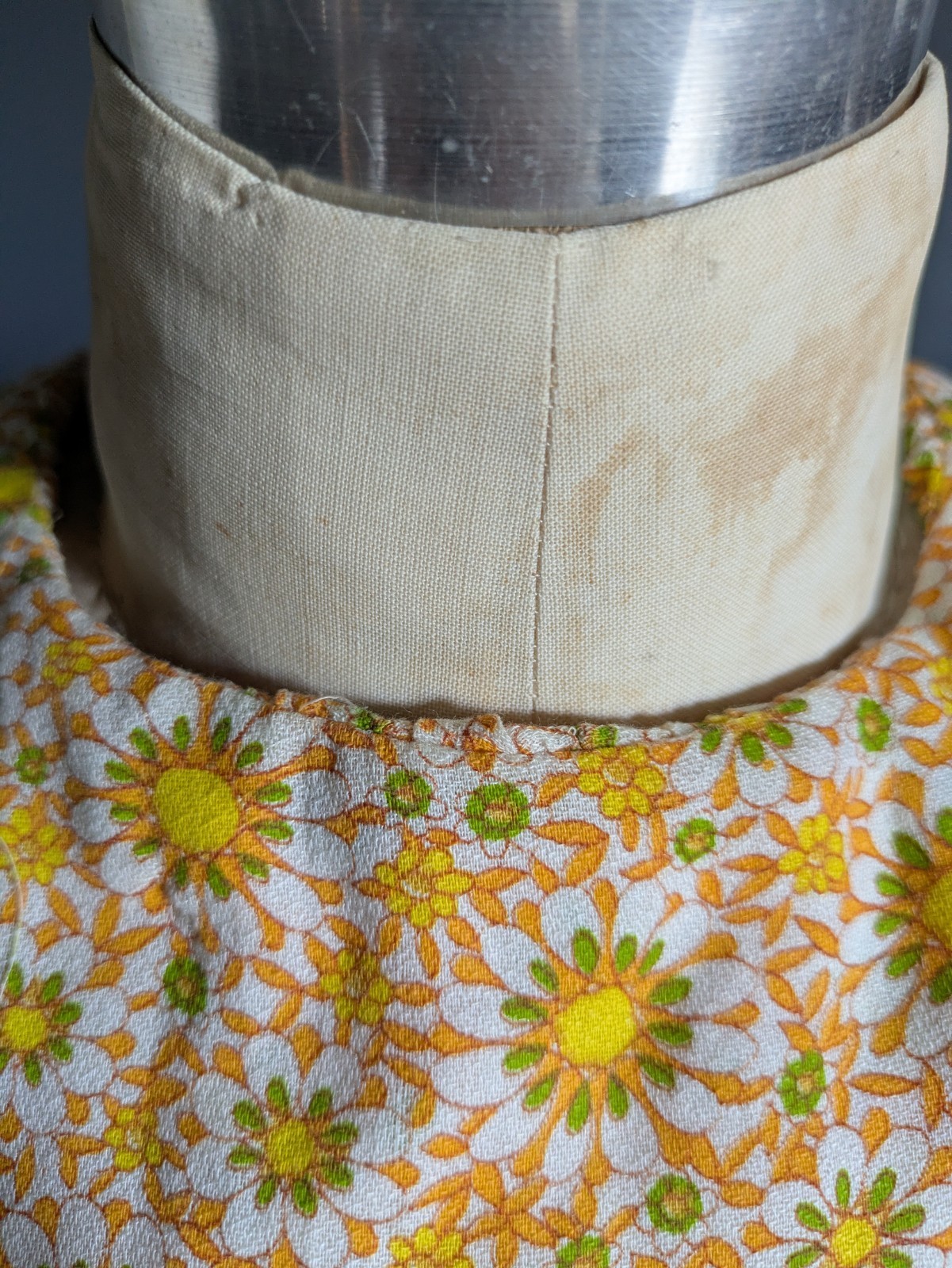 Vtg 1970 Psychedelic Floral Prairie Hostess Dress Yellow Orange Daisy Print Maxi