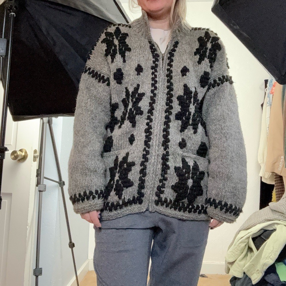 Vintage Otavalo 100% Wool Hand Made Ecuador Cardigan Sweater Zip Front Gray