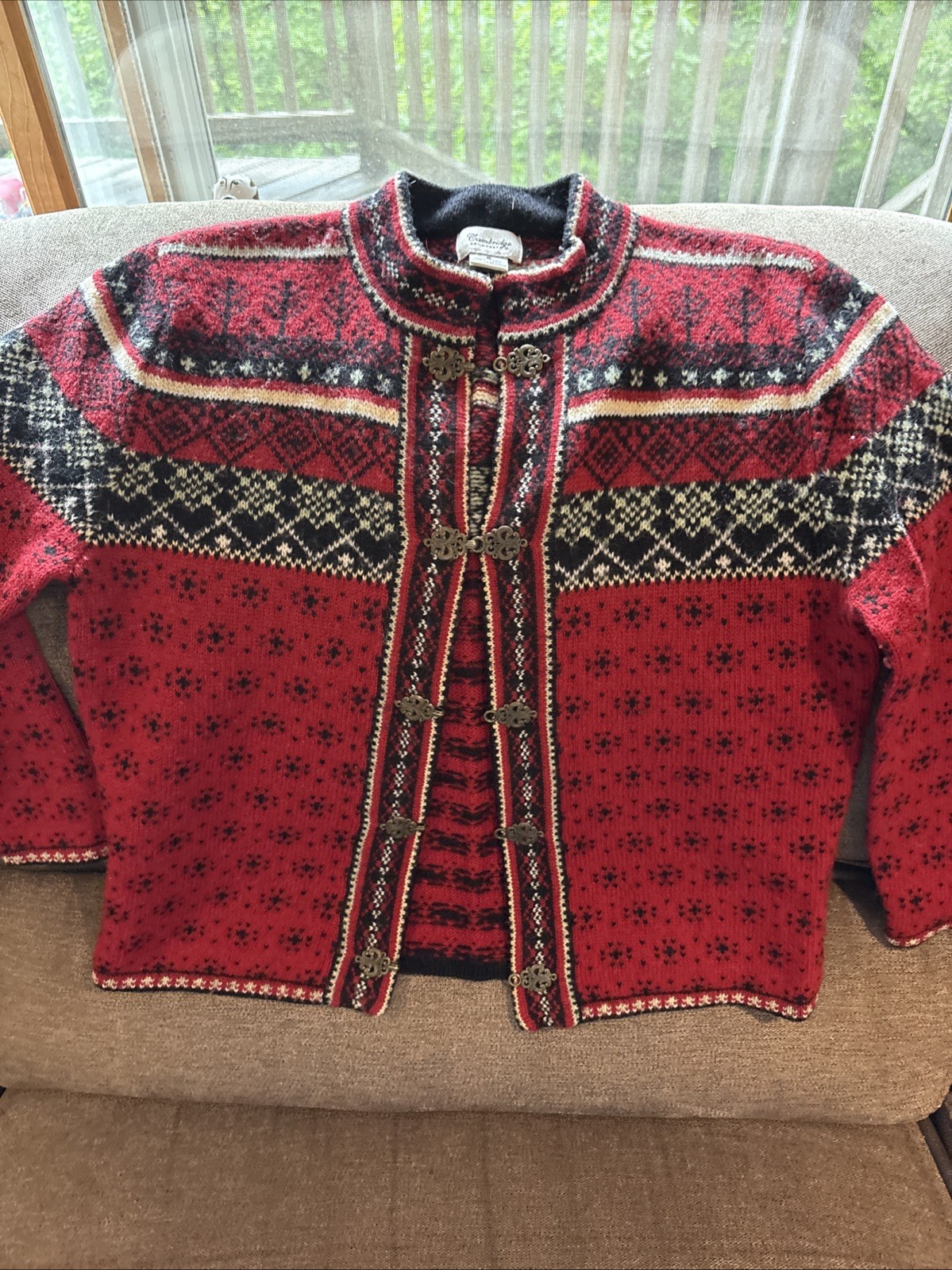 Vintage Cambridge Dry Goods 100% Wool Sweater Metal Clasps Red Small
