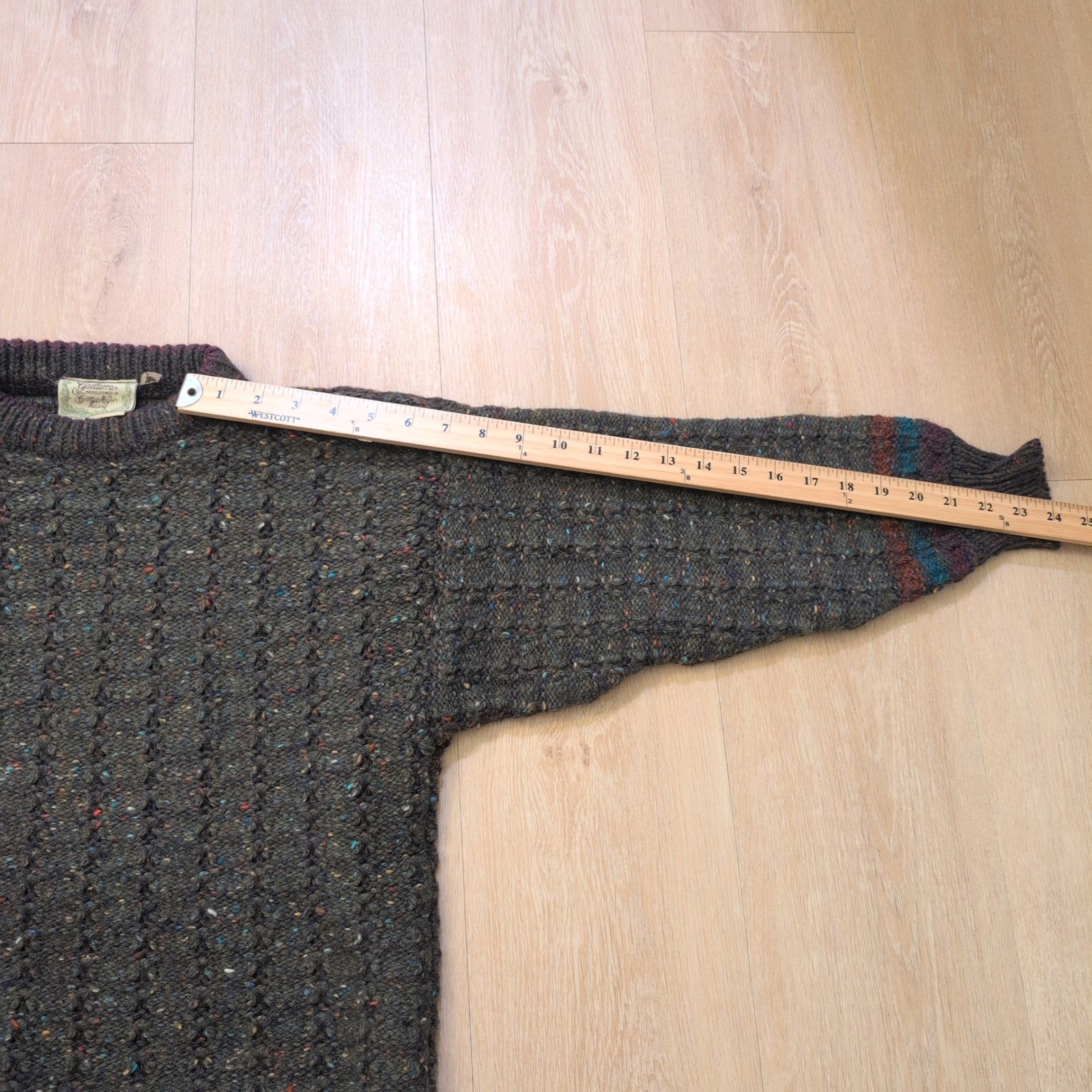 VTG Gaeltarra Women’s Small 36″ Wool Cable Knit Sweater Ireland Speckle