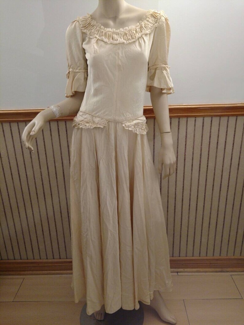 Vintage Faille Wedding Dress Full Skirt Cream Ivory Bridal Gown 34″B 27″W
