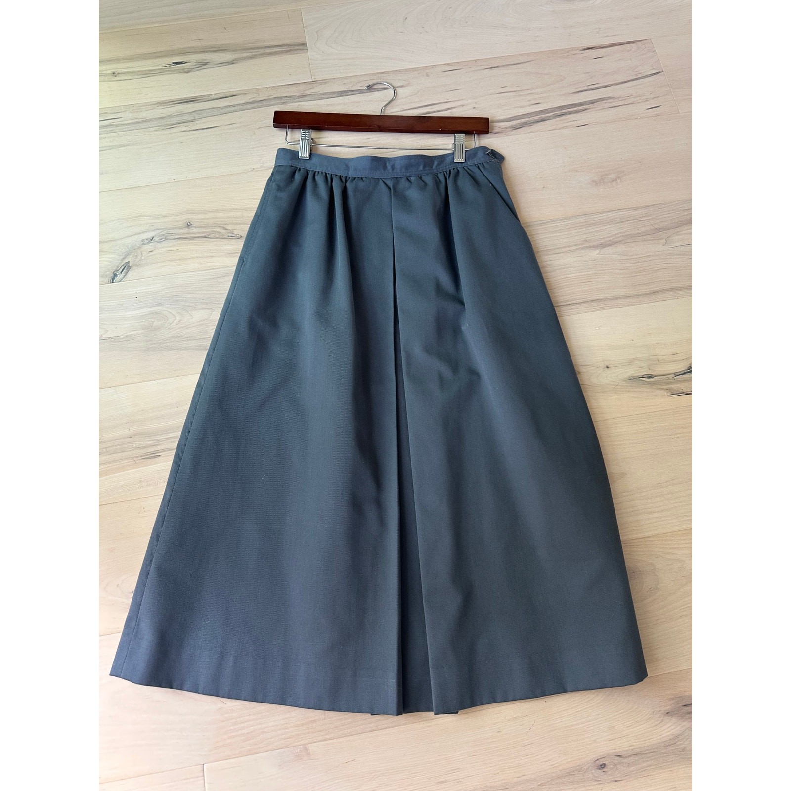 Vintage 90s Lands’ End Cotton Midi Skirt Size M Grey Made USA Classic Normcore