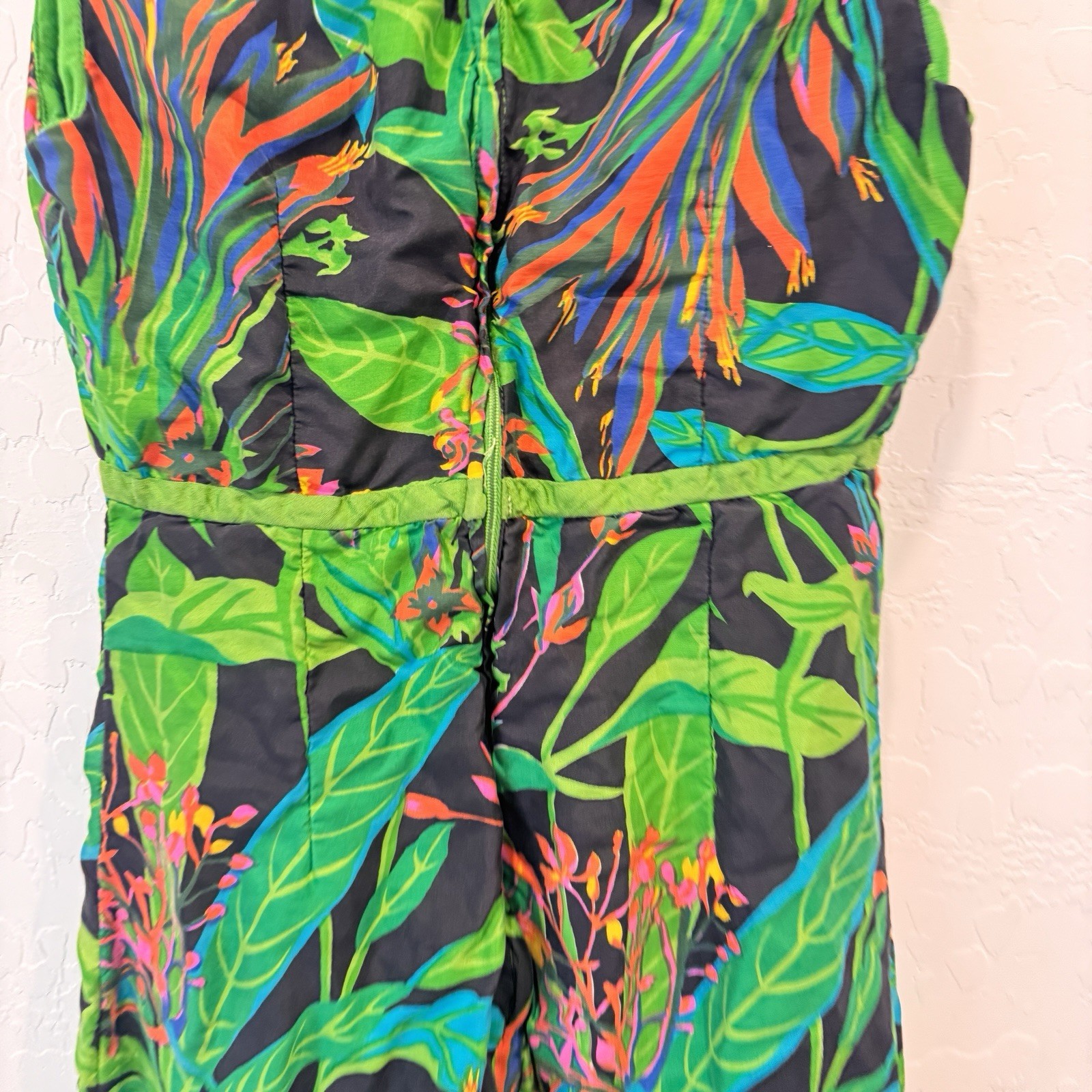 Vintage Tropical Floral Sleeveless Dress Vacation 1960s Midi Resortwear Hawaiian