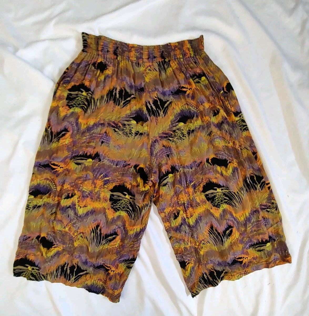 90’s Vintage MA Studios Gaucho Pants Crop Length Rayon Boho Hippie Festival Sz M