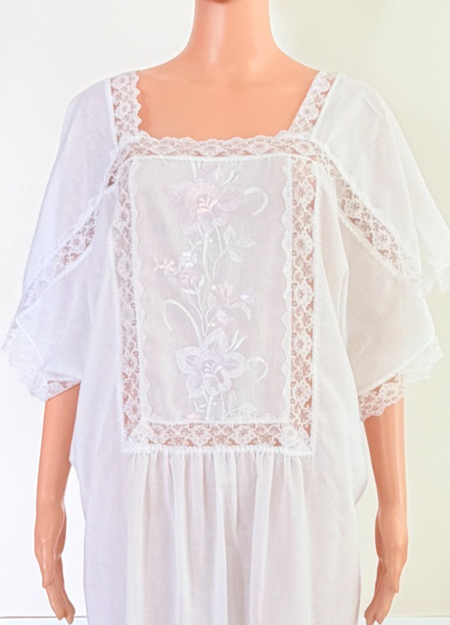 Brownstone Studio Intimate Vintage Long Nightgown White Size XL Embroidered