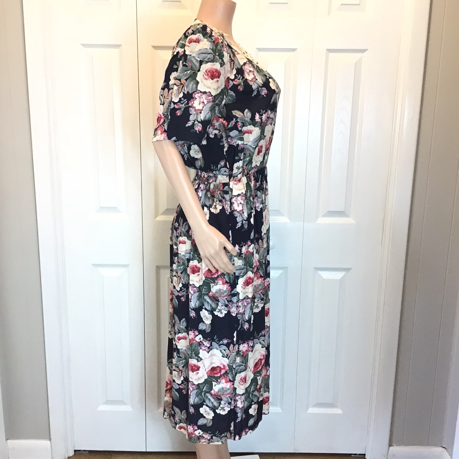 ED Michaels by Melanie Drucker Floral Short Sleeve Cottagecore Dress Size 9/10
