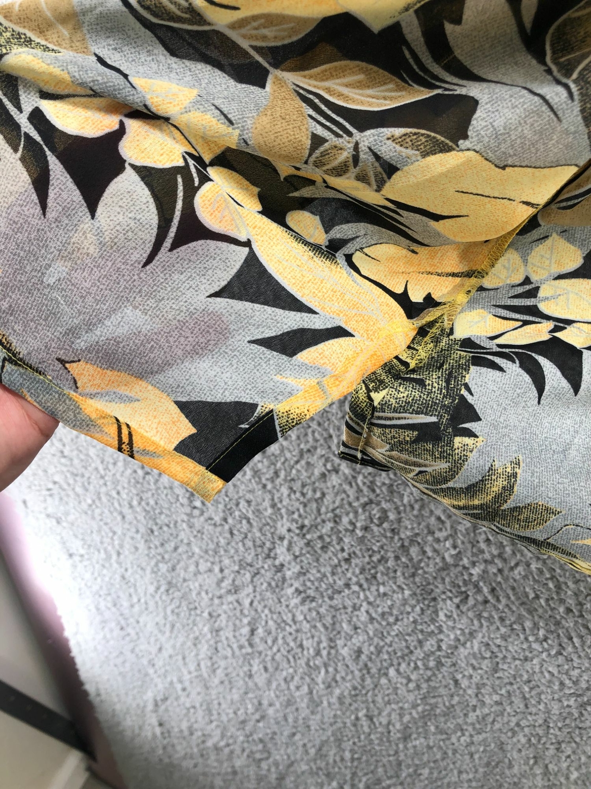 Vintage Tropical Hawaiian Shirt Womens XL Yellow Black Floral 1/2 Sleeve Hippie