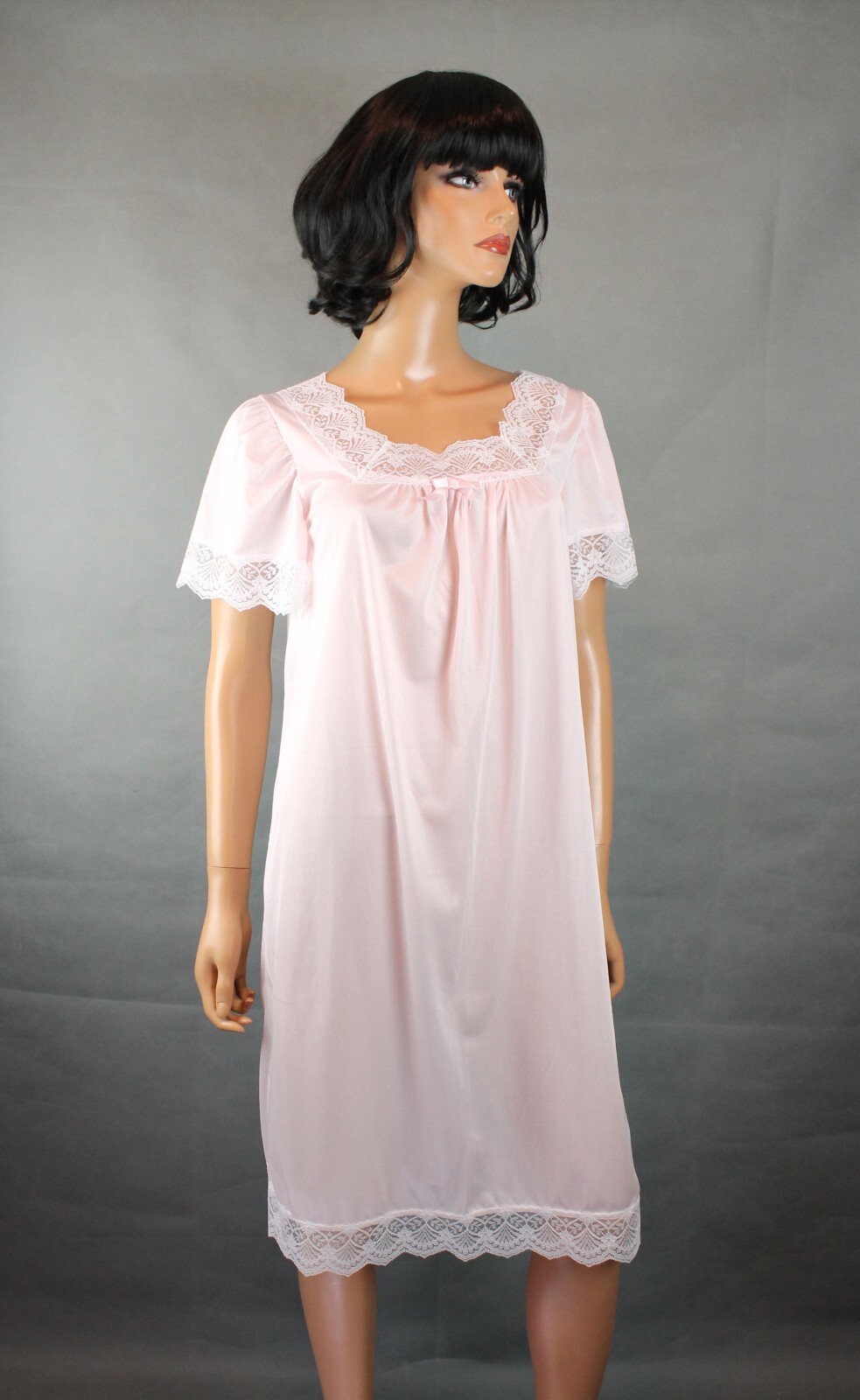 Shortie Nightgown Sz S Vintage Spotlight Pale Pink Nylon White Lace Short Sleeve