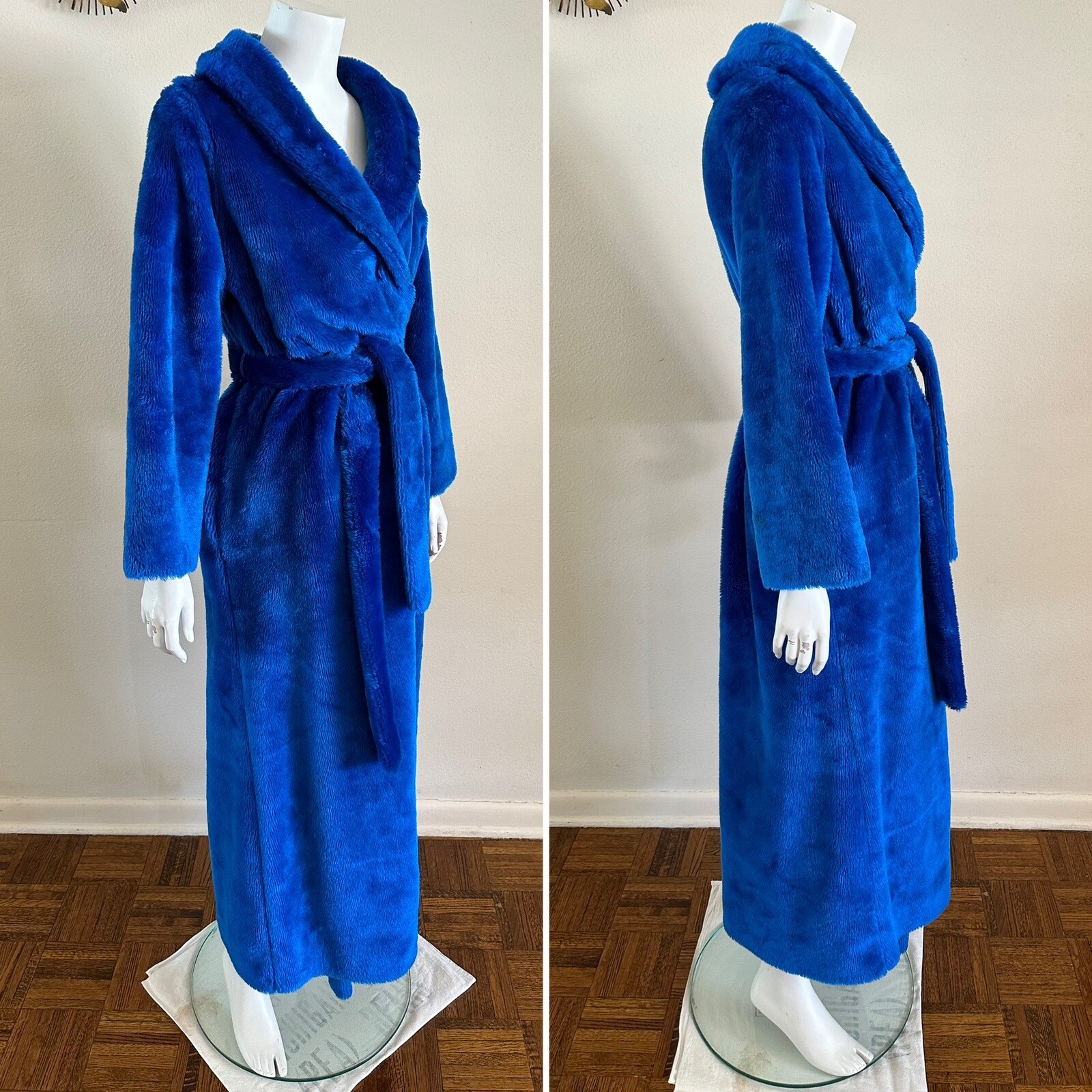 1970s Montgomery Ward Electric Blue Shag Robe Plush Faux Fur Belted Medium VTG