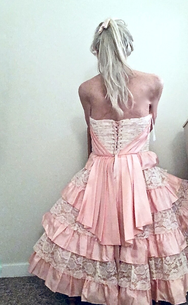 Betsey Johnson Evening Size 6 Vintage Silk Corset Laced Dress Ruffles Tulle Pink