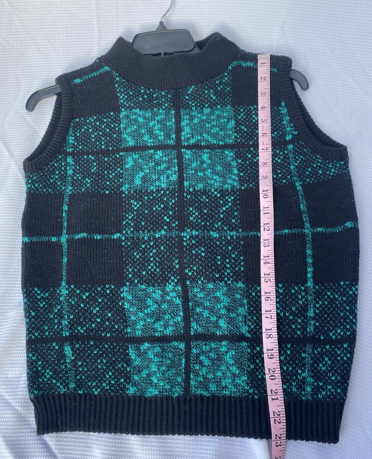 Vintage Sweater Vest Green And Black Plaid Size M