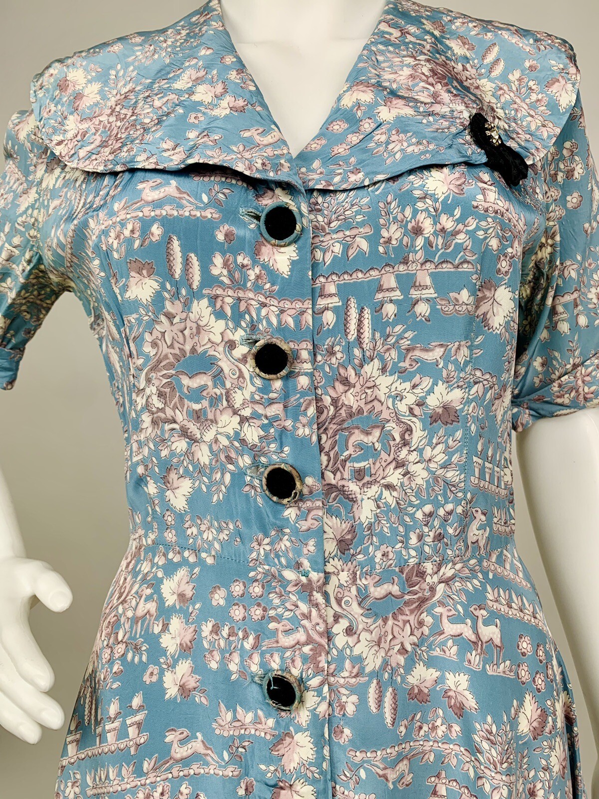 Vintage 1940s Rayon Novelty Print Shirtwaist Dress Deer Potted Flowers Blue Grey