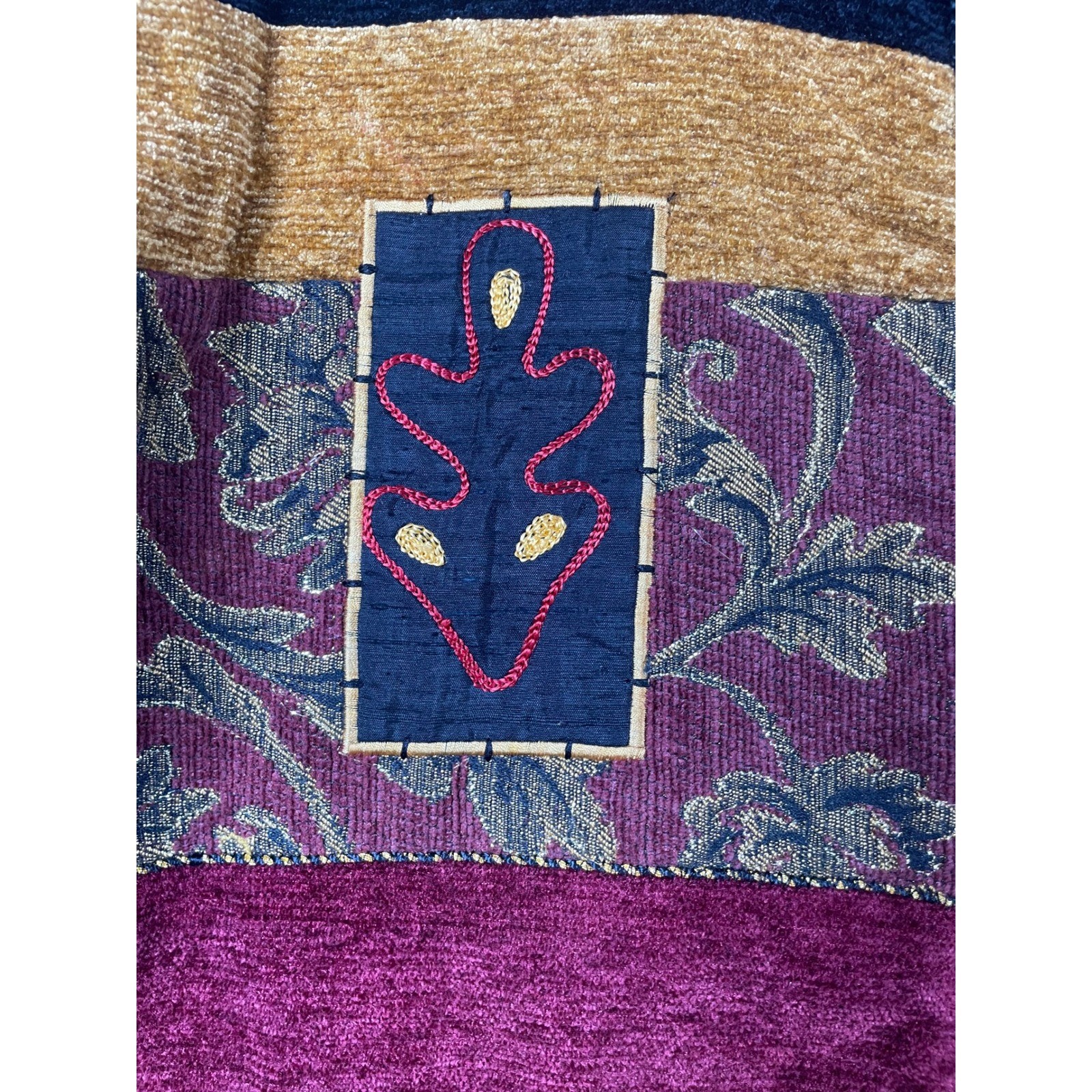 Vintage Allure Patchwork Tapestry Jacket Womens XL Burgundy Gold Black Rayon