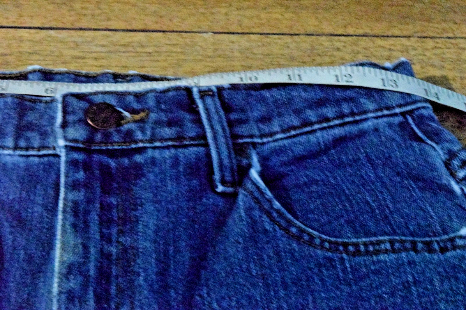 Vintage Lee Riders Jeans Size 28 x 29 90s Classic Blue High Waist Straight Leg