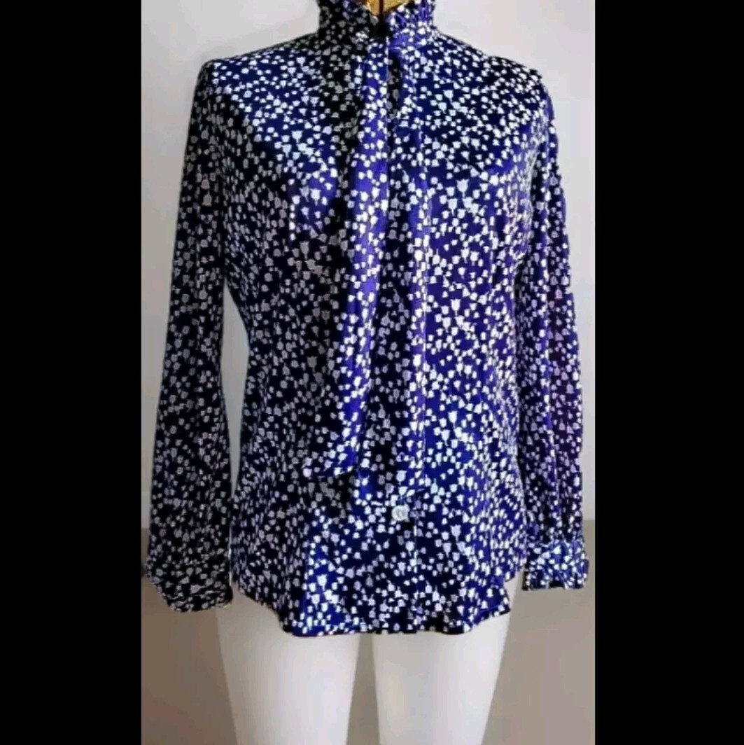VTG 70s Jersey Blouse Dark Indigo Blue w Pussy Bow, Lady of the Valley Pattern S