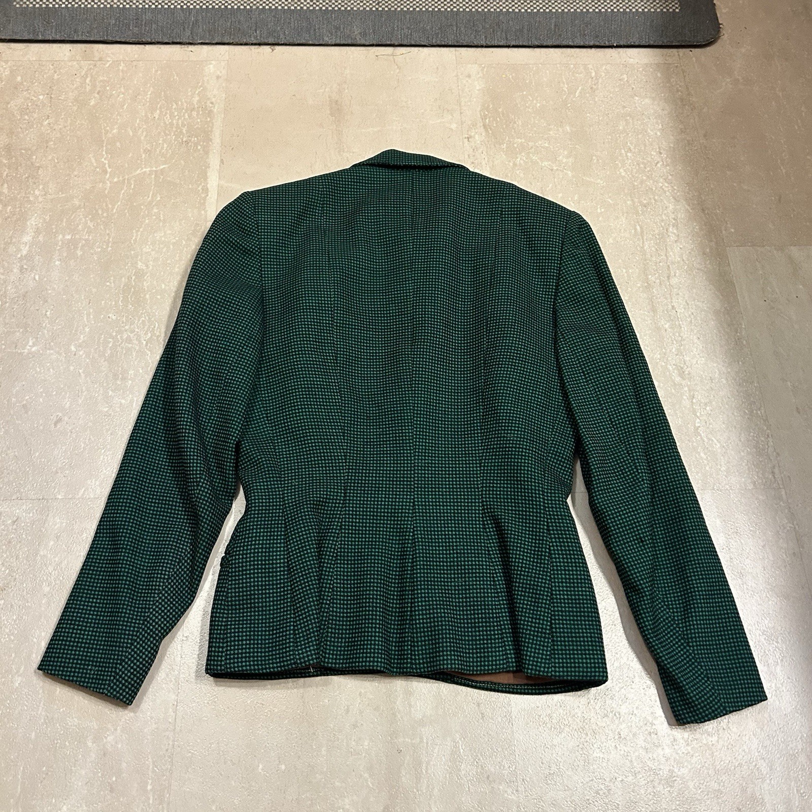 Vintage 1940s Green Woman’s Jacket S/M Hirsch Chicago Pockets Fitted Padded Cute