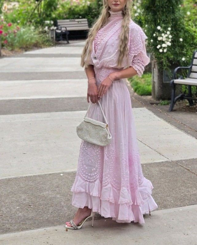 1910 Edwardian Cotton And Lace & Roses! PINK tea Dress, 26″ Waist. Rare Beauty!