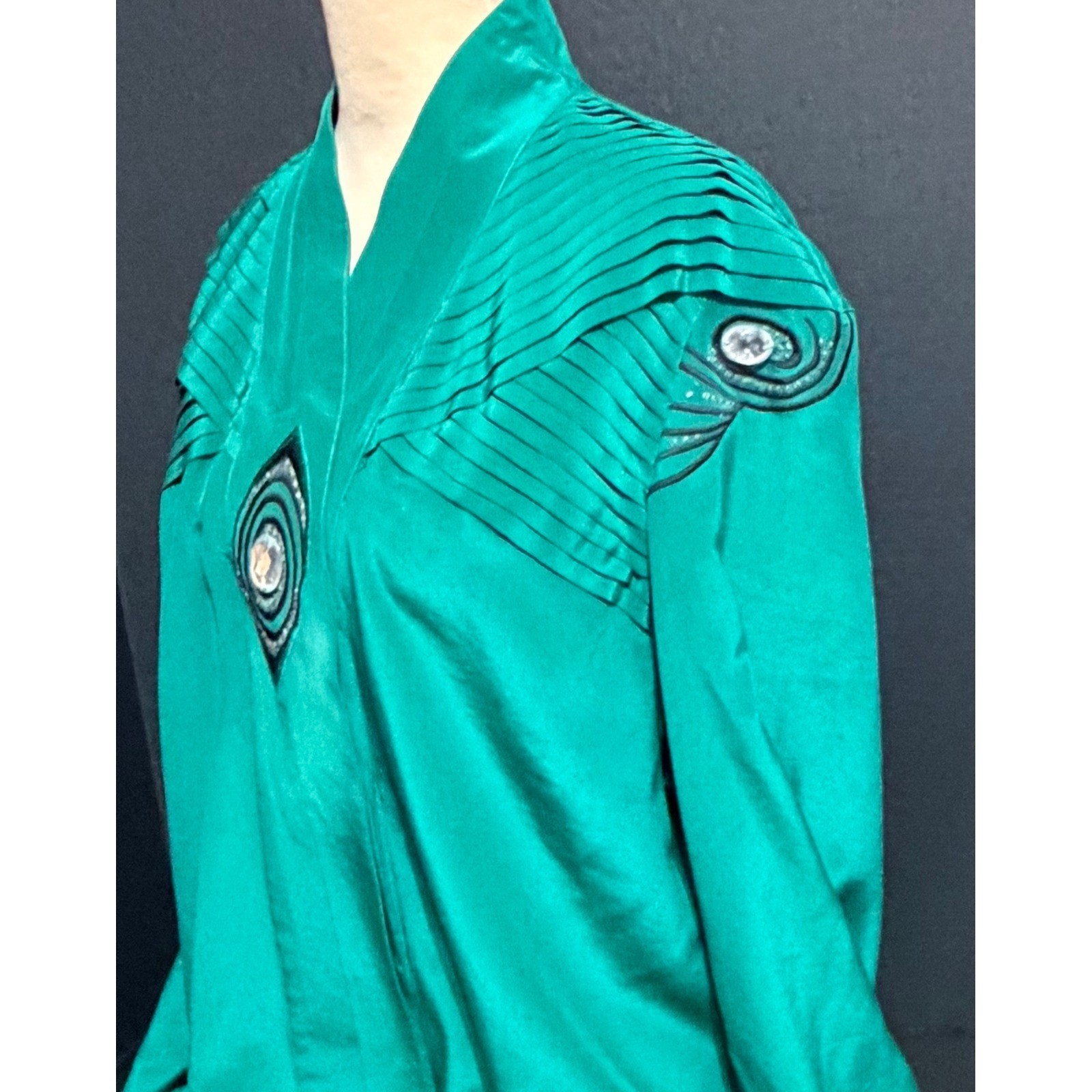I.B. Diffusion 80s Emerald Green Silk Embellished Abstract Peacock VTG Top Sz 10