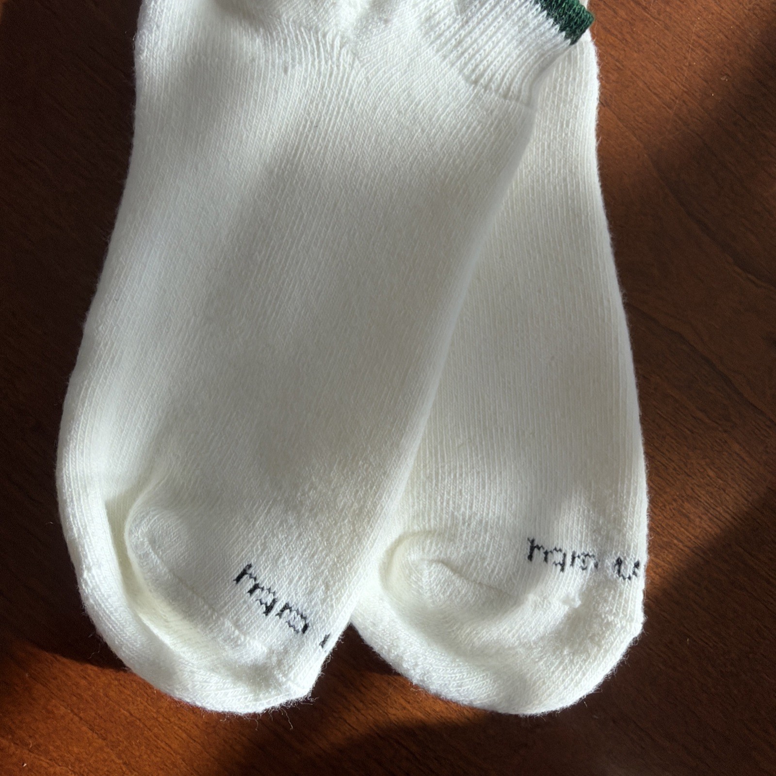 New! 9-11 Low Cut Socks Ankle Acrylic Multiple Colors White Green.