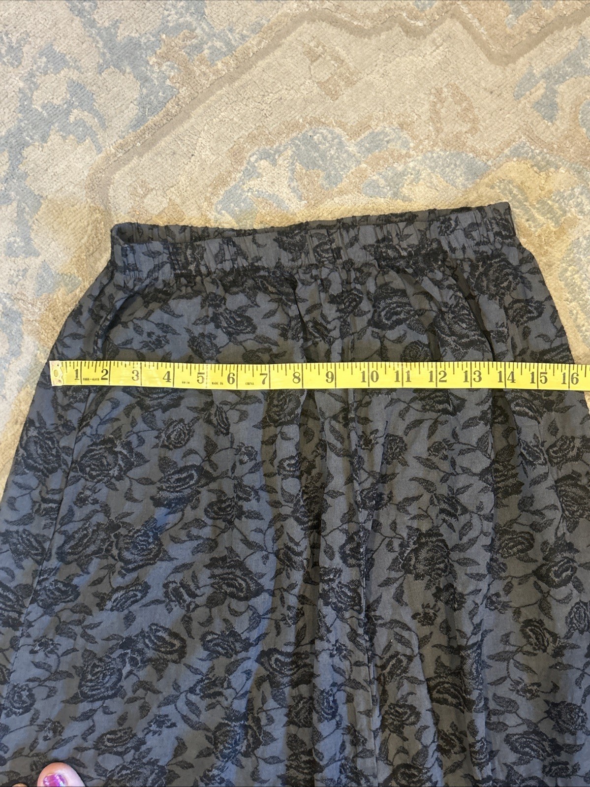 CP Shades Maxi Skirt 90s Gray & Black Jacquard Rose Print Size M Machine Wash