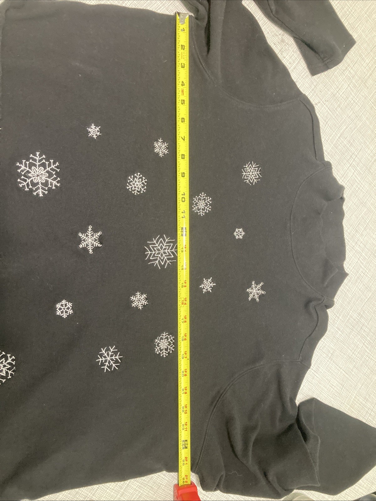 VTG Y2K Studio Works 2X Plus Mock Neck Top Snowflakes Embroidered Black Cotton