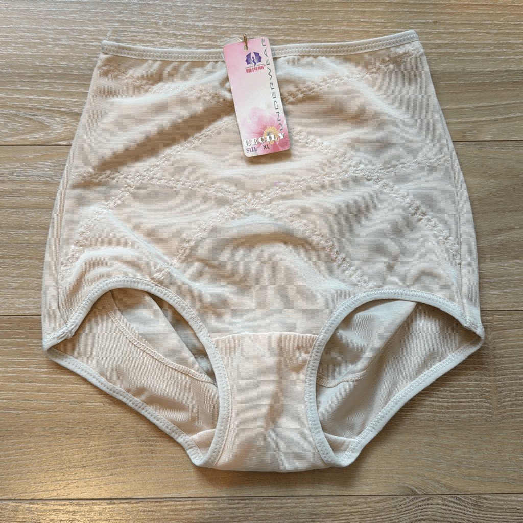 New vintage lingerie tummy control shapewear panty cream white size xl Unsure
