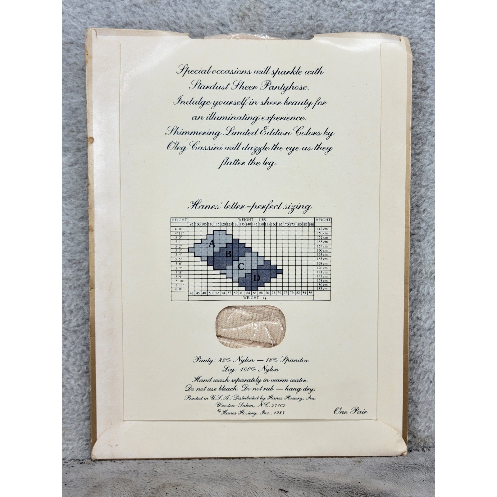 Vintage Hanes Oleg Cassini Stardust Sheer Pantyhose Champagne Size B 1983 USA