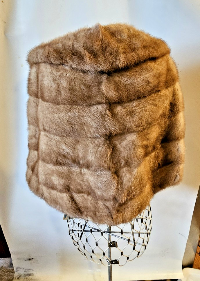 Mink Stole Cape Shawl Collar Satin Lined Pockets Med Brown MCM 50-60’s