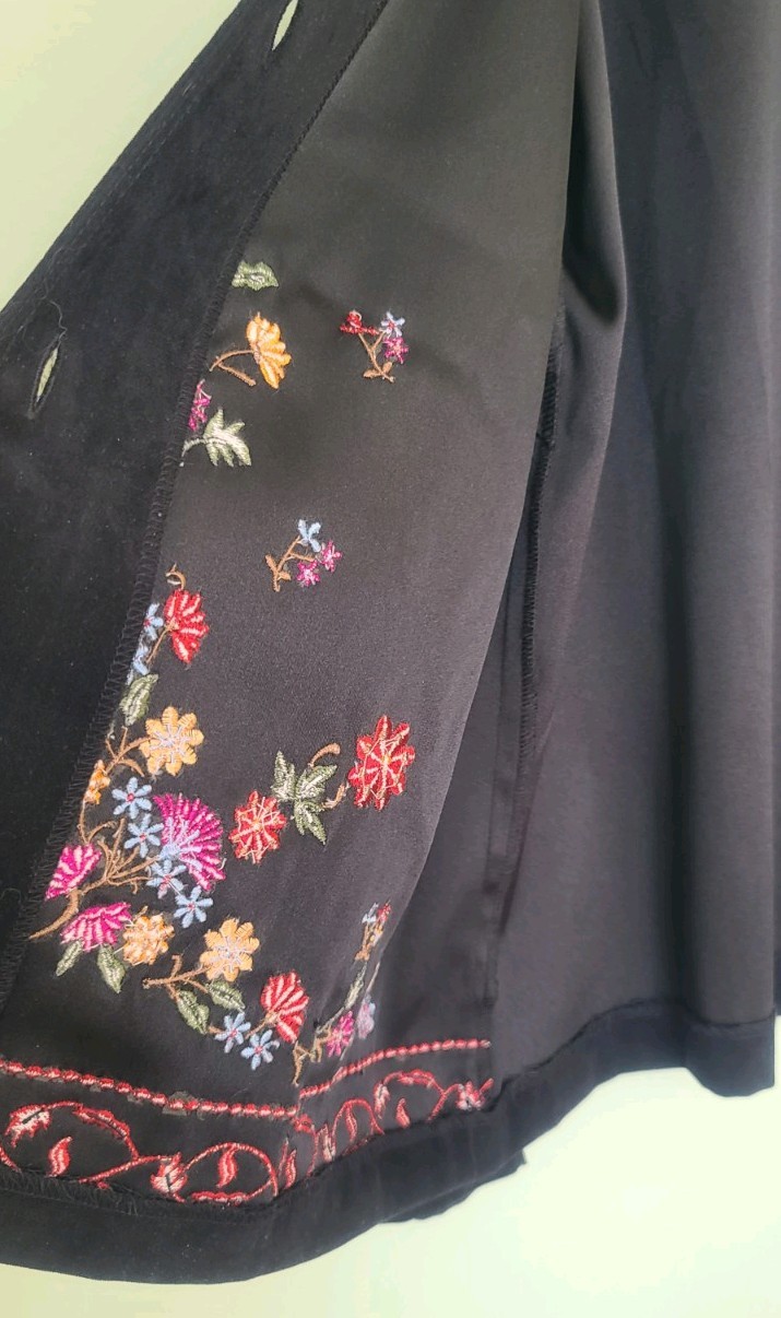 Vintage black Faux Suede Top Jacket Embroidered Red Pink Yellow Flowers. size 12