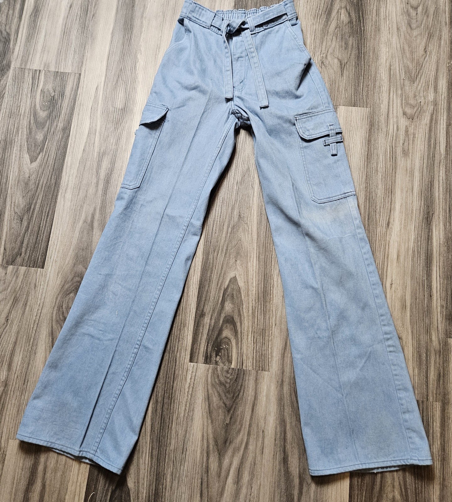 77′ Levi’s Fresh Produce Carrot Tab Brushed Cargo Tie Waist FLARE Jeans 26×33