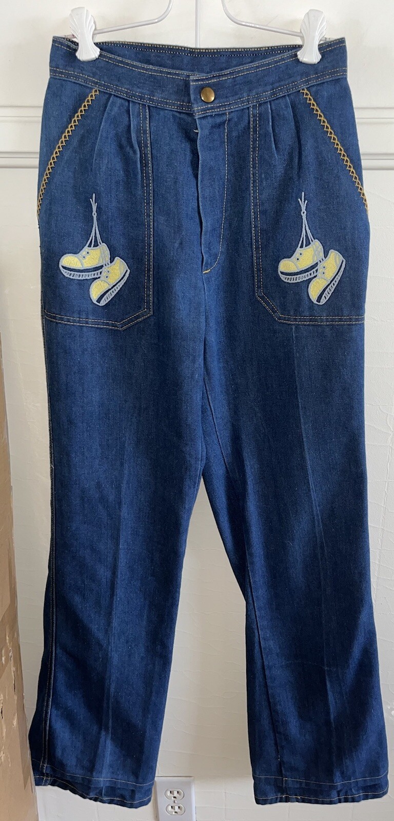 Vtg 1970s UNIVERSITY PARK Bell Bottoms Flare Jeans Embroidered Tennis Shoes-Sz 9