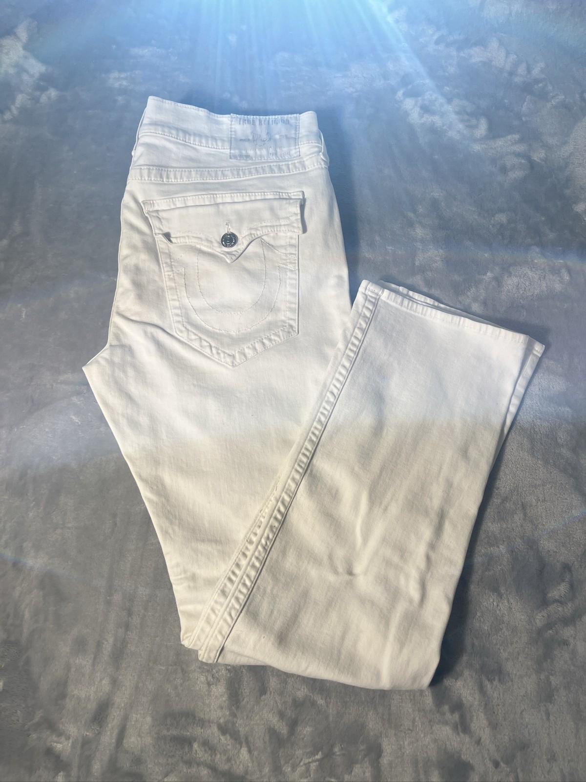 True Religion Men’s Ricky Relaxed Straight Jeans White Denim 38