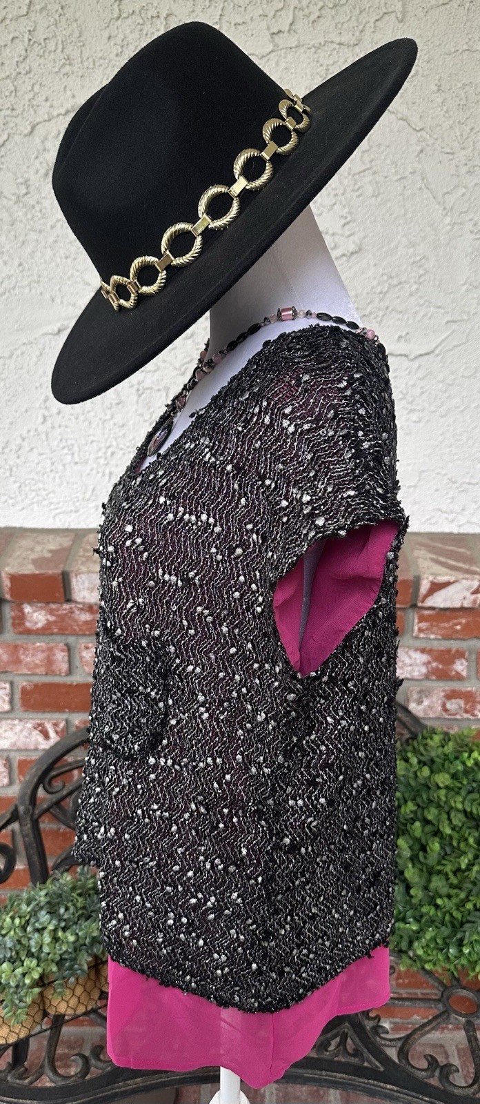 Vintage Fora Boucle Top; Black/Silver Threads W/Sequins; Hot Pnk Lining; Sz Lrg
