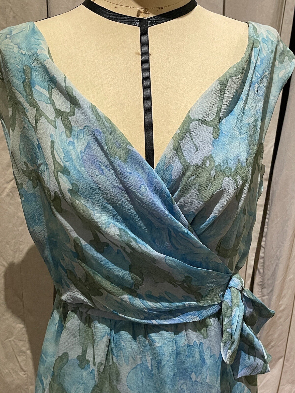 Vintage Silk Draped Wrap Cresta Couture Cocktail Or Daydress 60’s Size 6