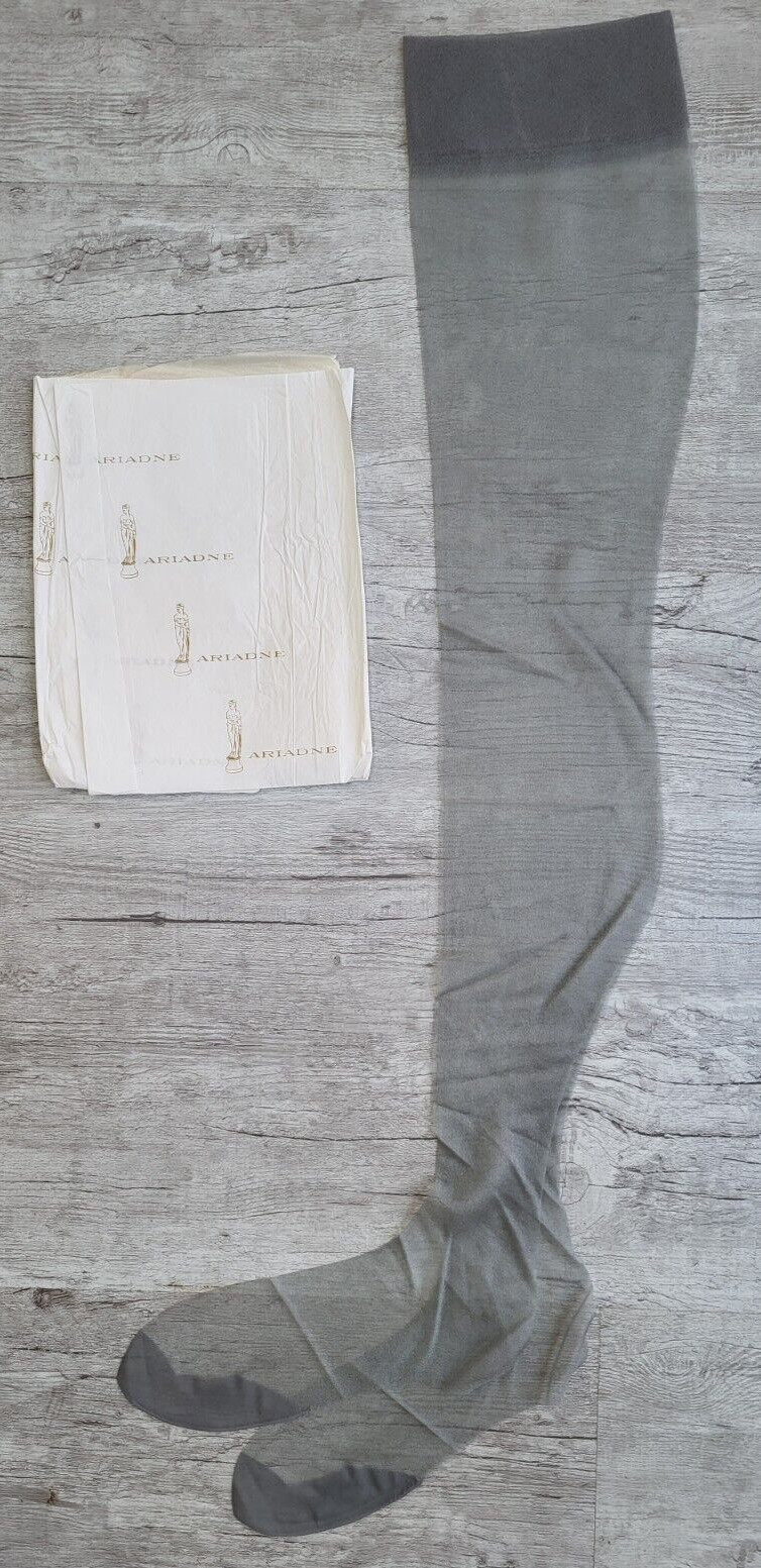 NEW Vintage Ariande Nylon Seamless Stockings ~ Shimmery Gray – Size 9
