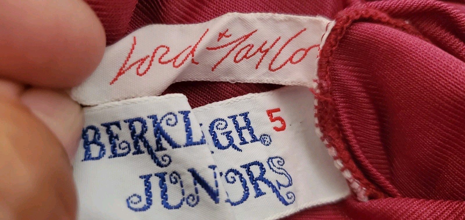 VTG Lord Taylor BERKLEIGH JUNIORS Plum Ivory Trim Side Slit Night Gown 5