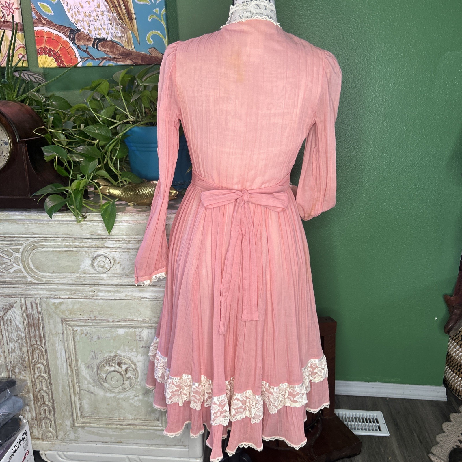 1970s Gunne Sax Pink Prarie Dress Size XS 10 Victorian Revival Country Western