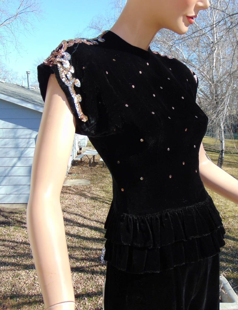 VTG 40s Black Silk Velvet Wide Leg Pants & Sequin Top Sm 26W