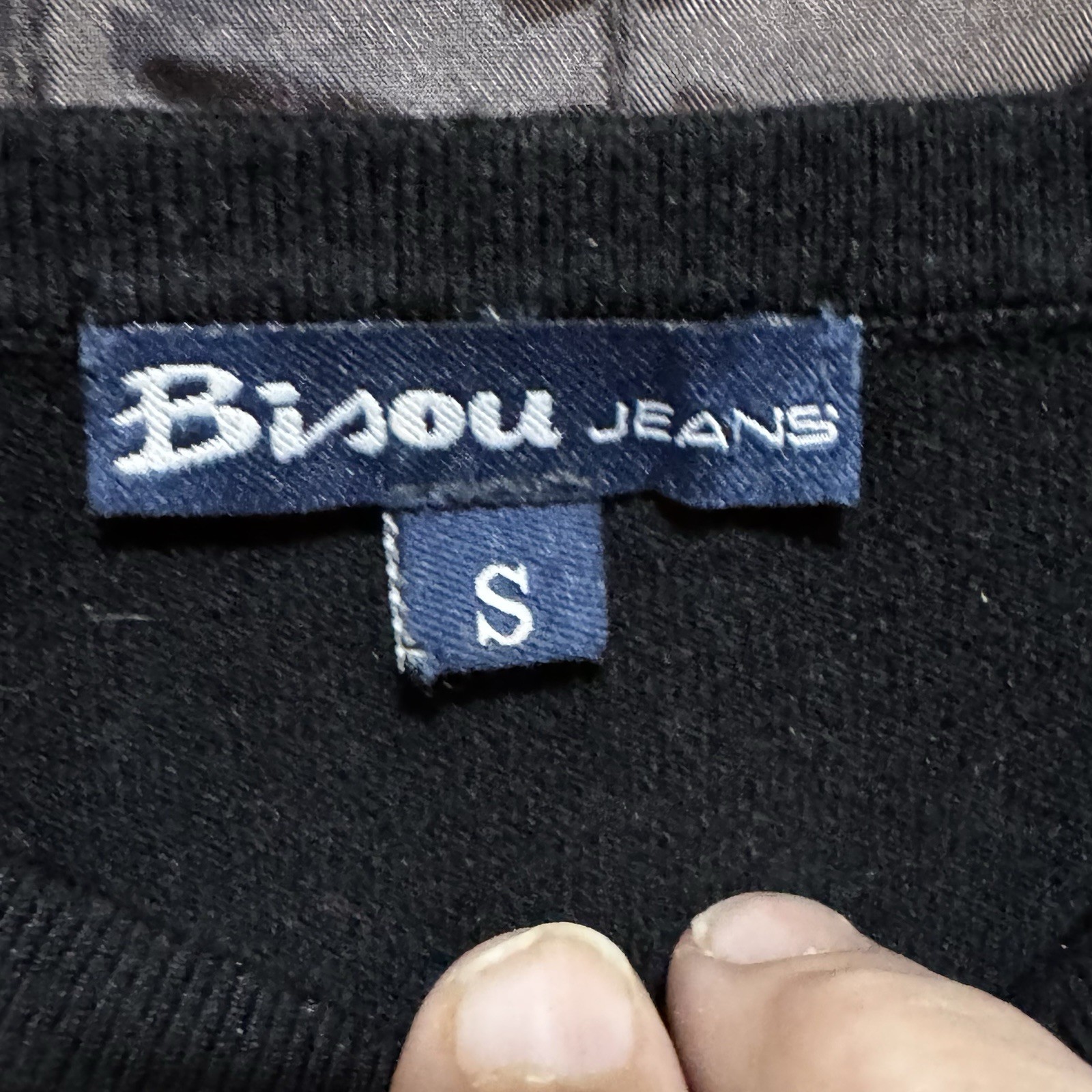 Bisou Jeans Women’s Small Black Off Shoulder Shirt Appliqué Flowers Vtg 1990s