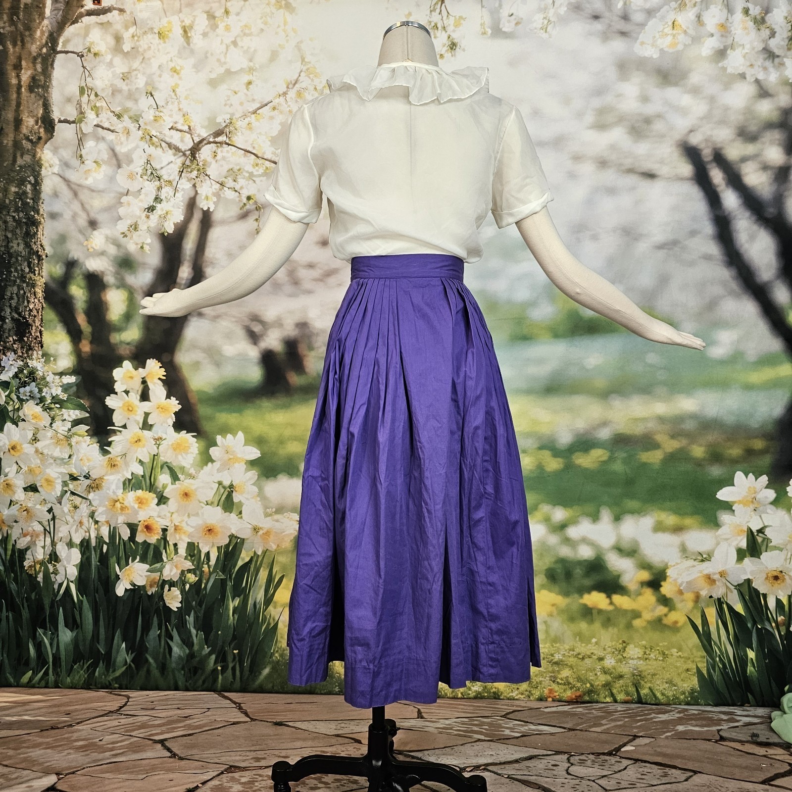 Vintage 1950s Skirt Button Front Purple Pleated Midi Circle Skirt Pinup