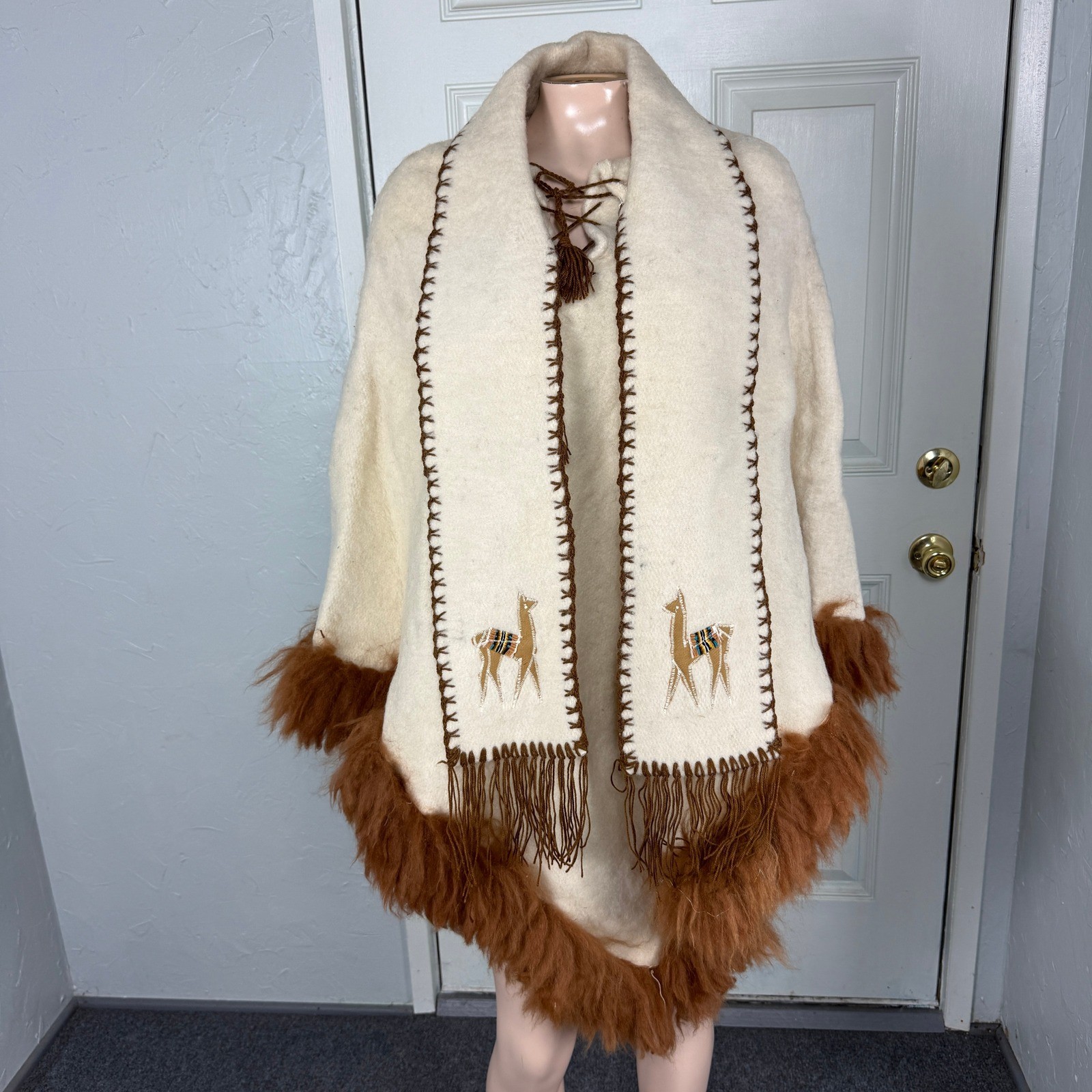 Vintage 70’s Poncho Shawl Sweater One size Cardigan Unisex Fringe Alpaca Wool
