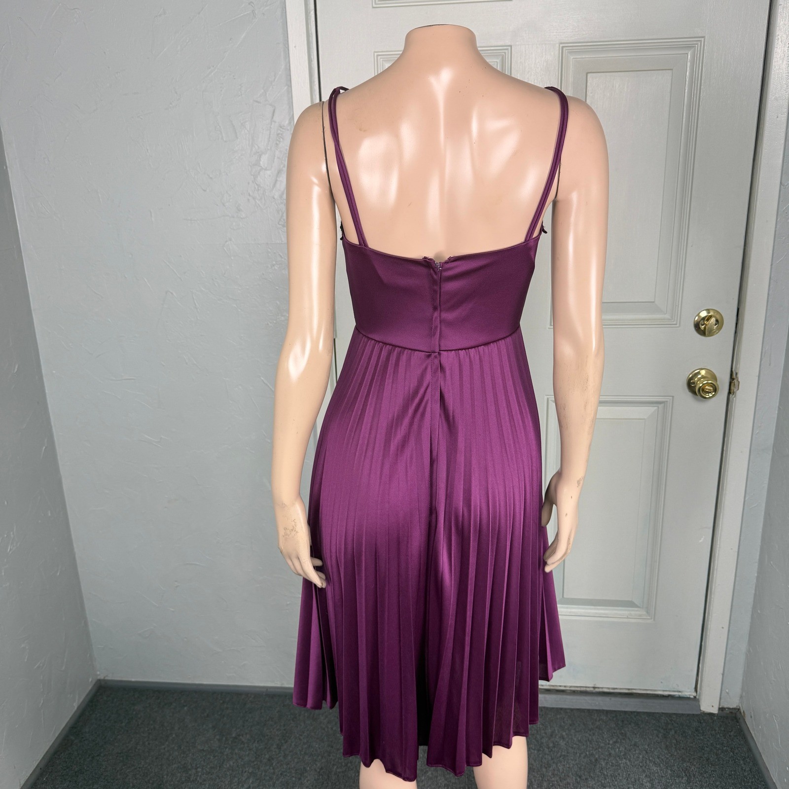 Vintage 70s Bridesmaid Dress Formal 2 piece set Polyester Pleated Sheer Lace II7
