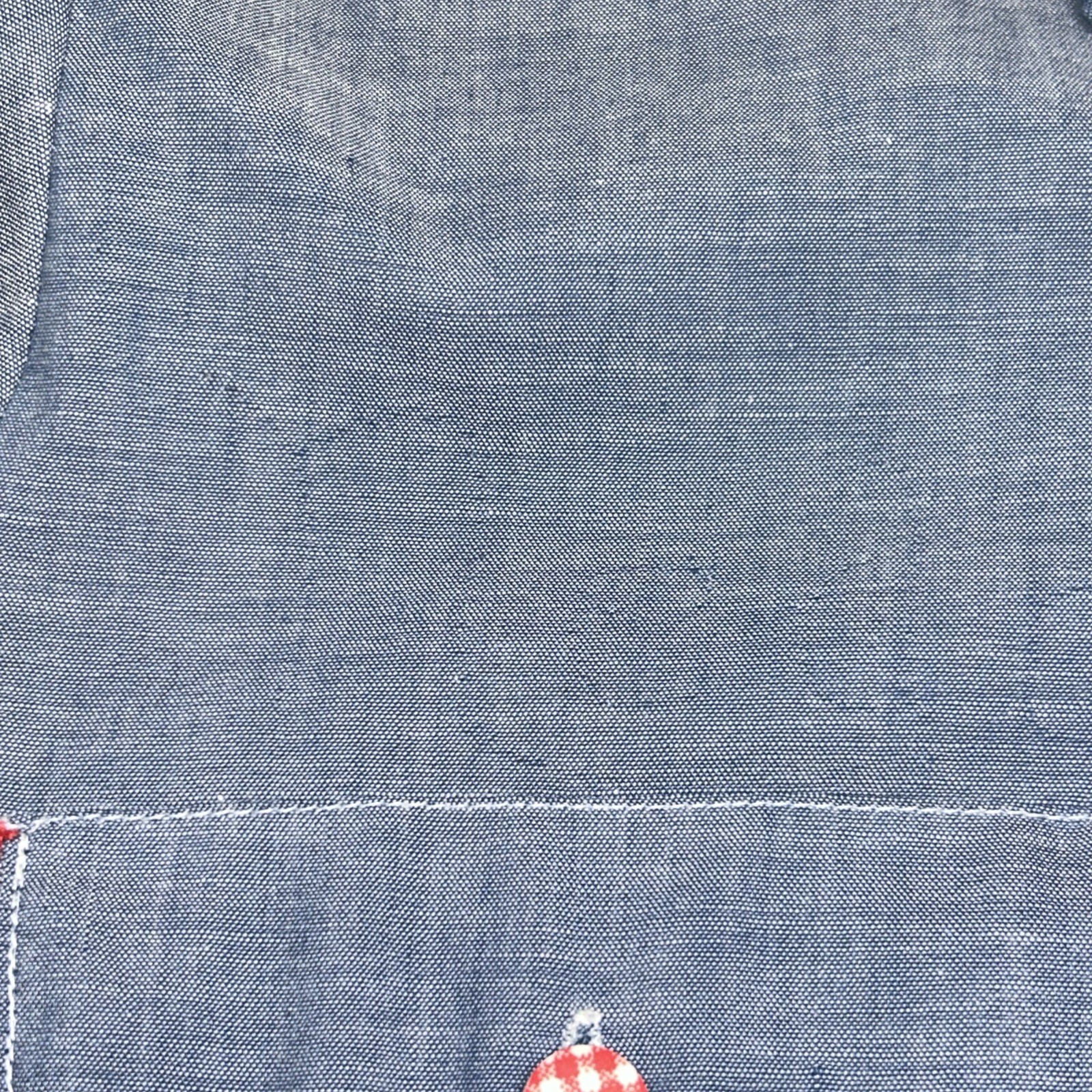 VTG Chambray Hand Embroidered Shirt Blue Floral Bee Holly Hobby Big Mac Med E4