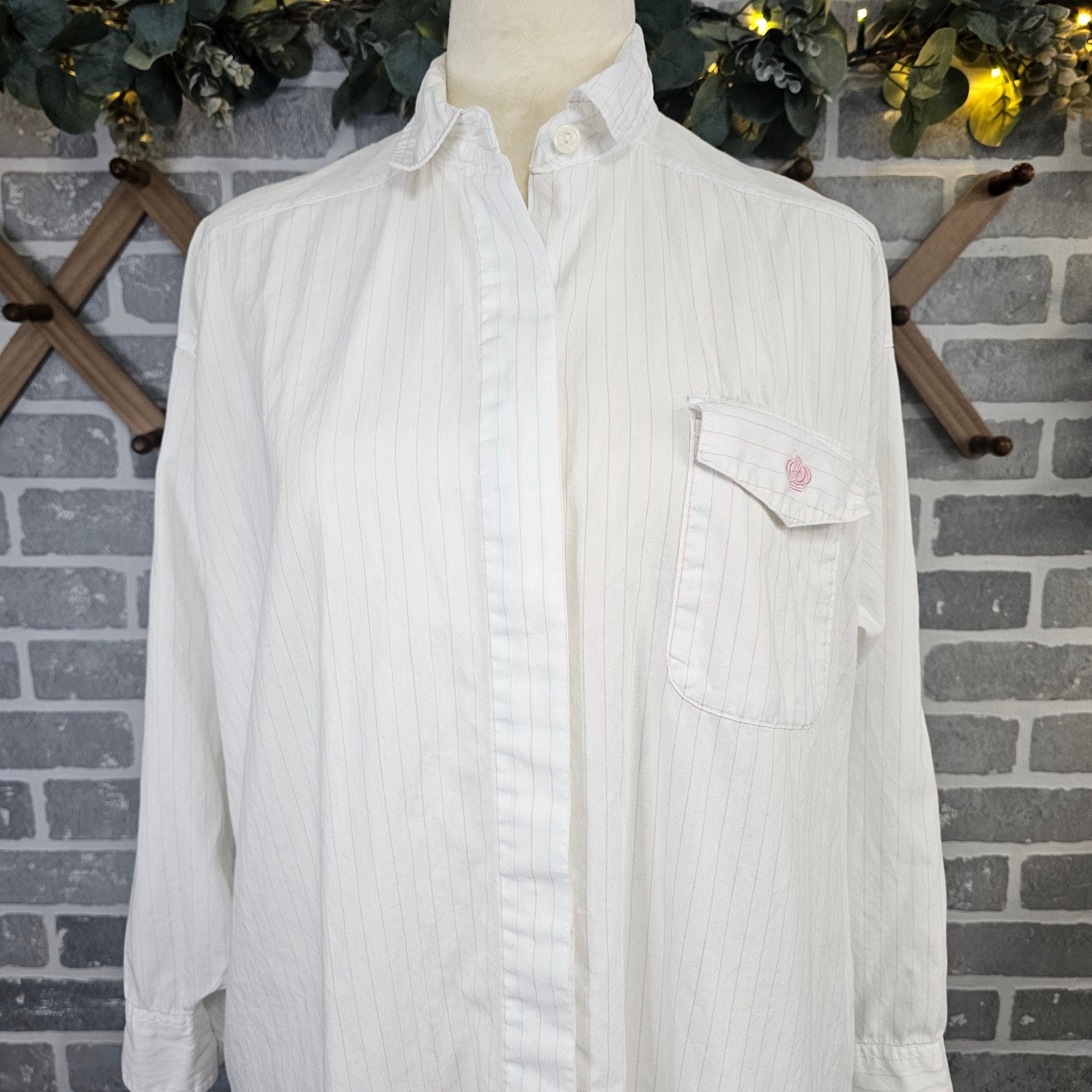 VTG. Victorias Secret Gold Label White Pinstripe Sleep Shirt Small Lightweight
